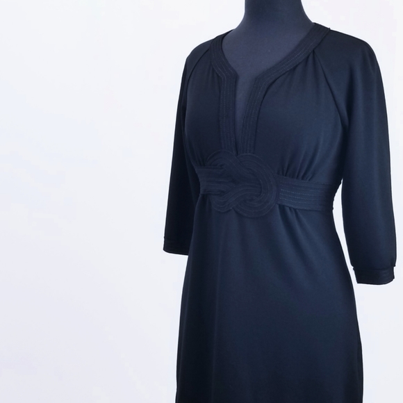 ❤️SOLD❤️Max studio low V cut mini black dress - Picture 3 of 8